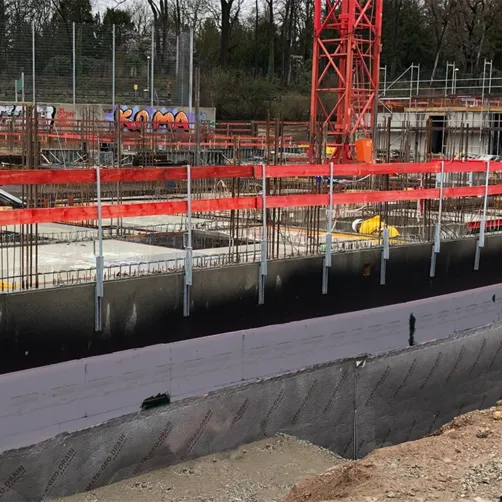 Abschalschiene von ROBUSTA-GAUKEL auf der Baustelle