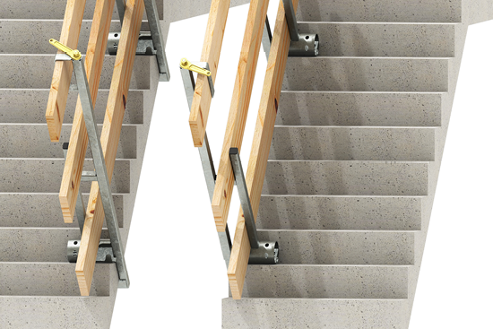 Geländerzwinge mit Aufschubrohr für die temporäre Absturzsicherung an Treppen im Rohbau
